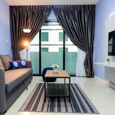 Cozy & High Floor Suite In Suasana Jb 15, Views Johor Bahru Bagian luar foto
