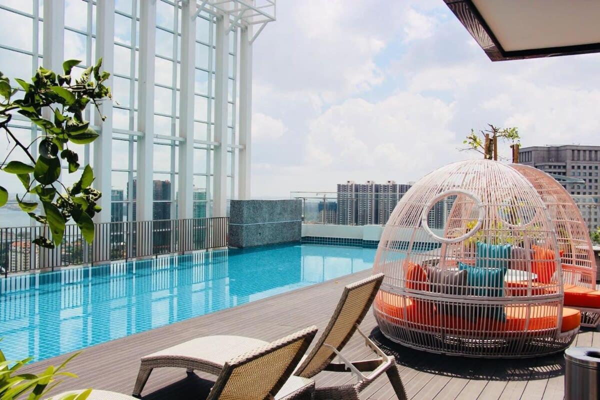 Cozy & High Floor Suite In Suasana Jb 15, Views Johor Bahru Bagian luar foto